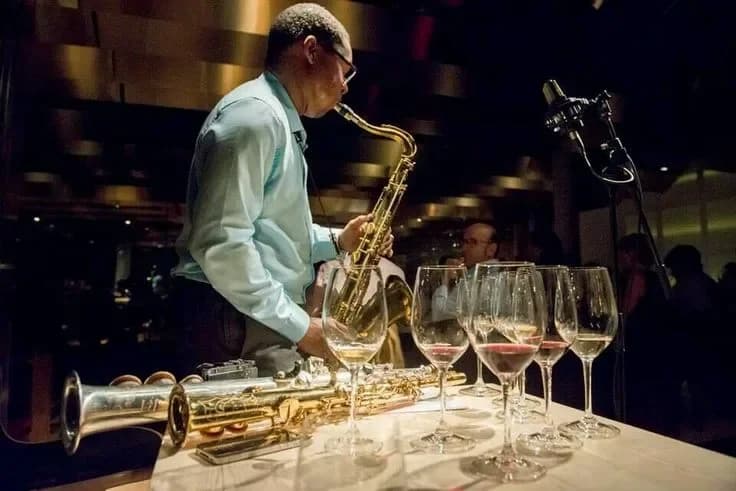Cool jazz trio в винном баре "В Вине"